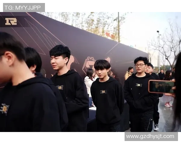 CSGO意识排名新突破RNG战队表现引发热议与期待 CSGO意识排名新突破RNG战队表现引发热议与期待
