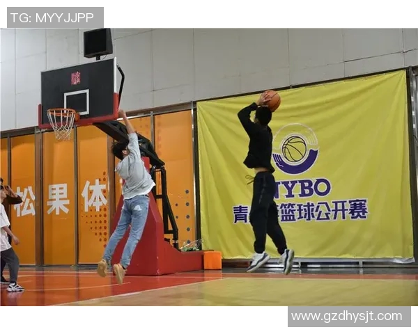 侏儒症足球明星雷奥的奋斗历程与不屈精神展现了体育的无限可能 侏儒症足球明星雷奥的奋斗历程与不屈精神展现了体育的无限可能